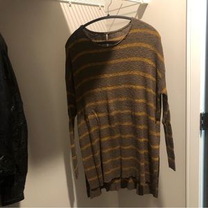 FREE PEOPLE SWEATER